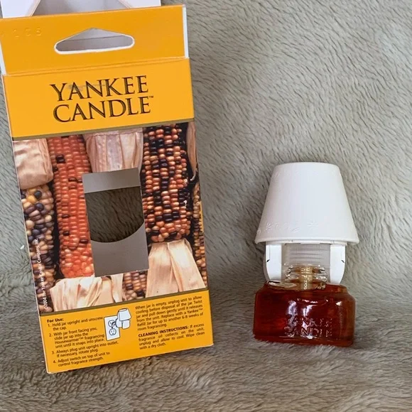 Great gift! Candles! Bundle of new in box all-season holiday candle variety set - Picture 7 of 10